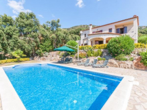 Гостиница Exotic Villa in Calonge with Swimming Pool  Калонже
